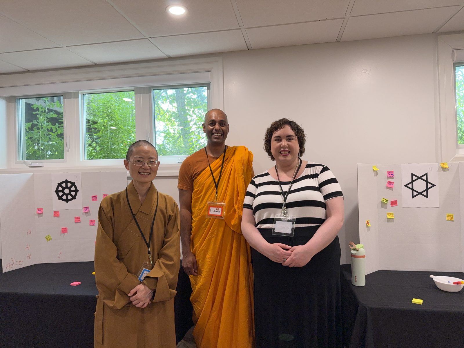 Venerable Zhi Guan Shares Buddhism at Interfaith Children's Summer Camp