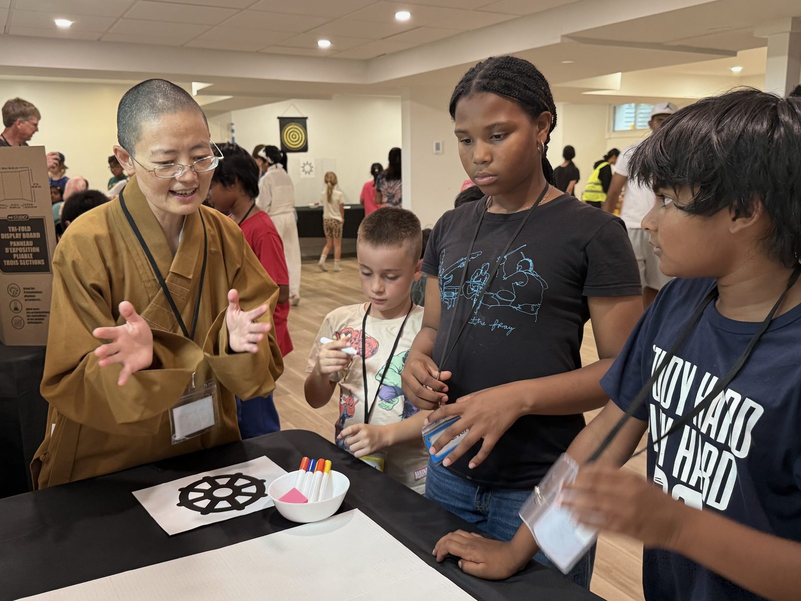 Venerable Zhi Guan Shares Buddhism at Interfaith Children's Summer Camp